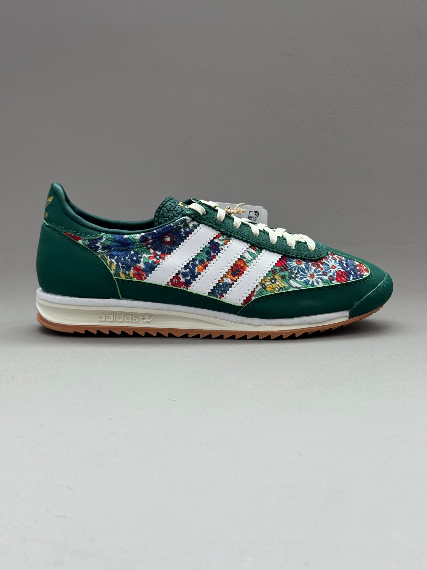 Adidas SL 72