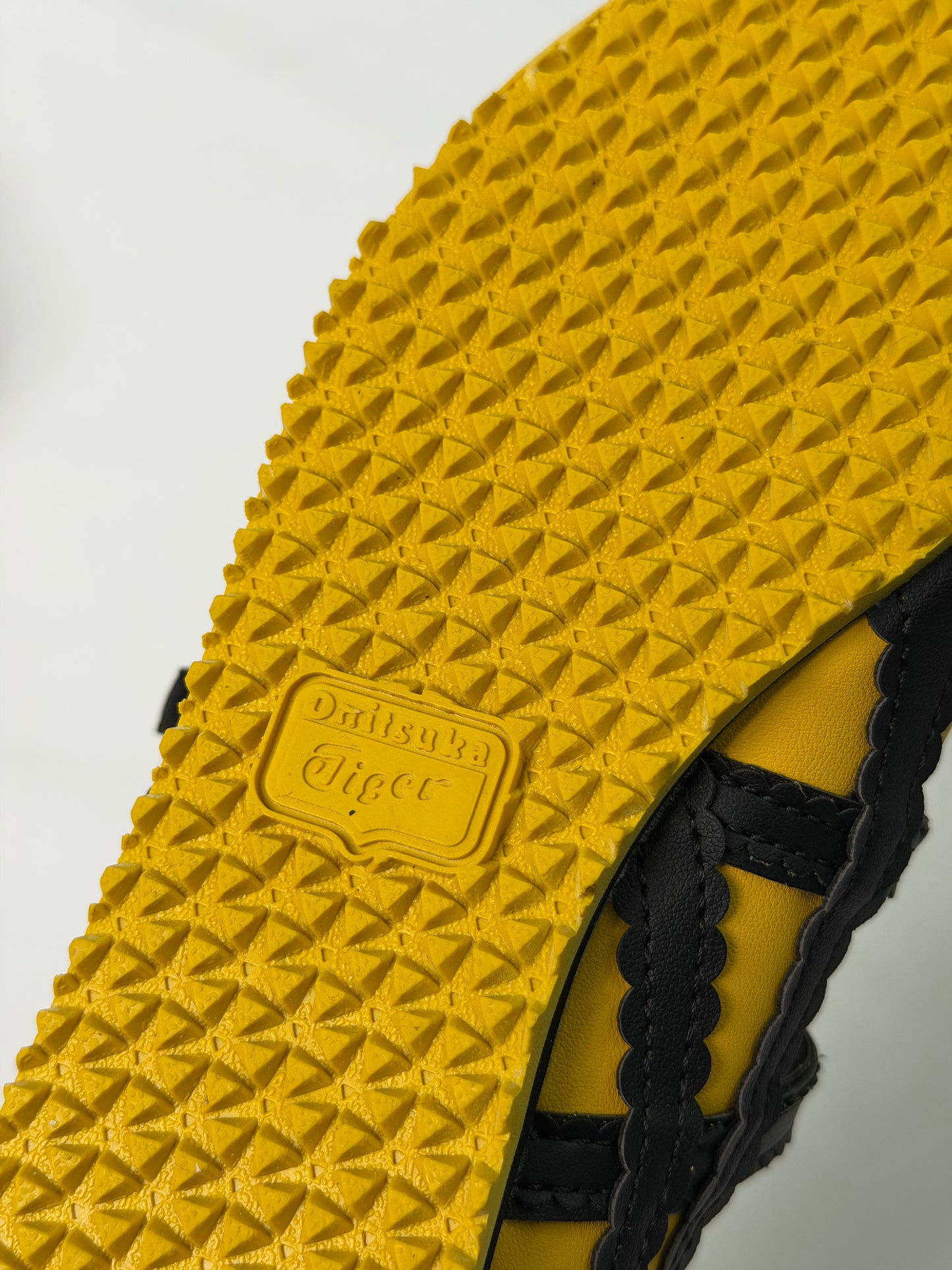 Onitsuka Tiger México 66 TGRS Kill Bill
