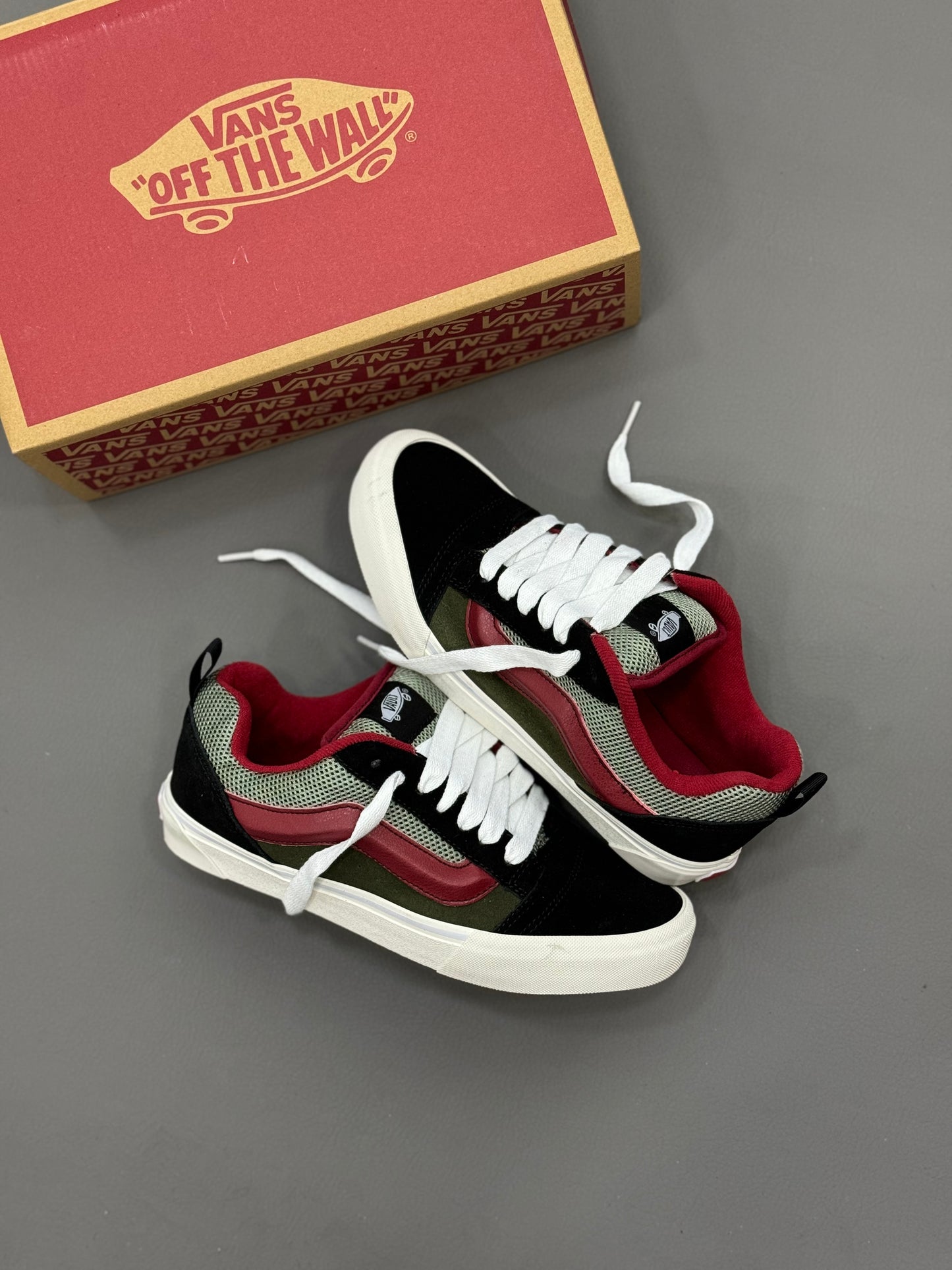 Vans Knu Skool