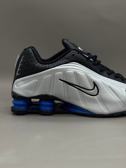 Nike Shox R4