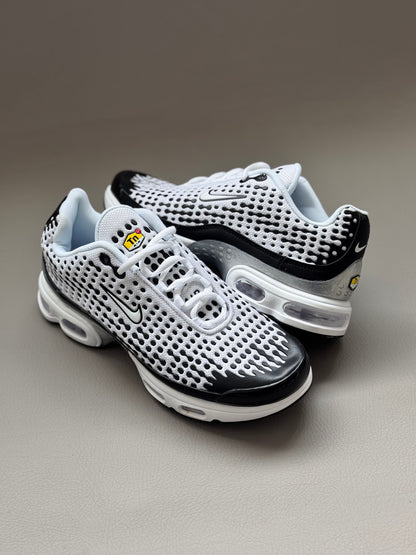 Nike Air Max Plus