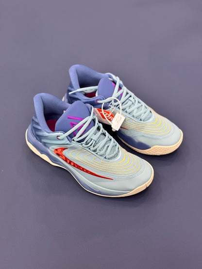Nike Giannis Immortality 4