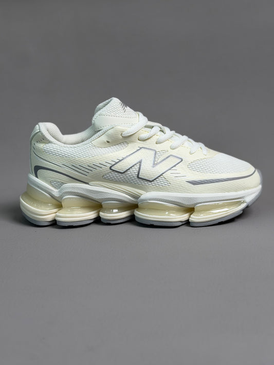 New Balance 2000
