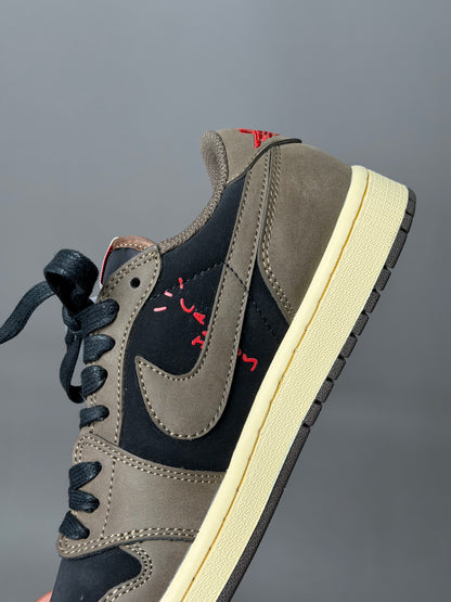 Air Jordan 1 Low x Travis