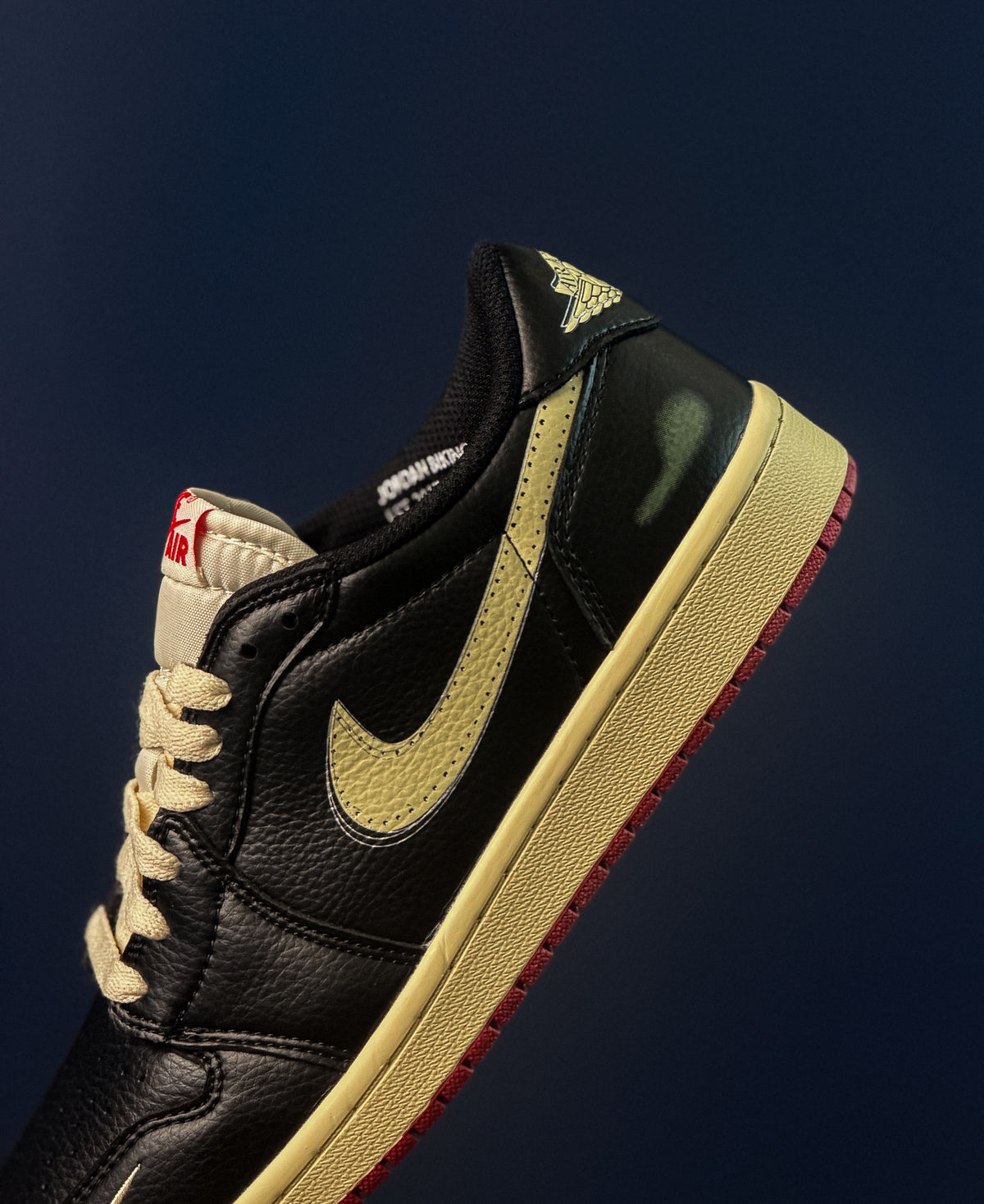 Air Jordan 1 Low