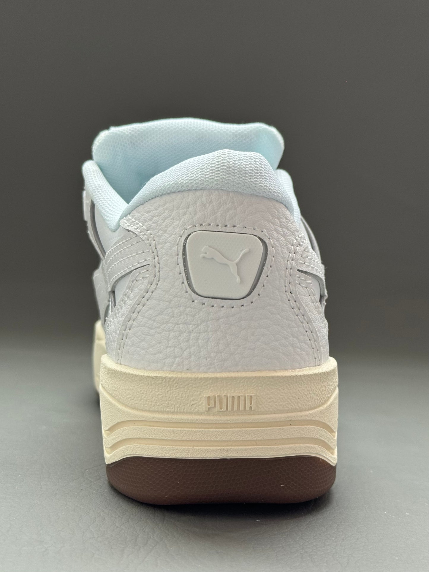 PUMA 180