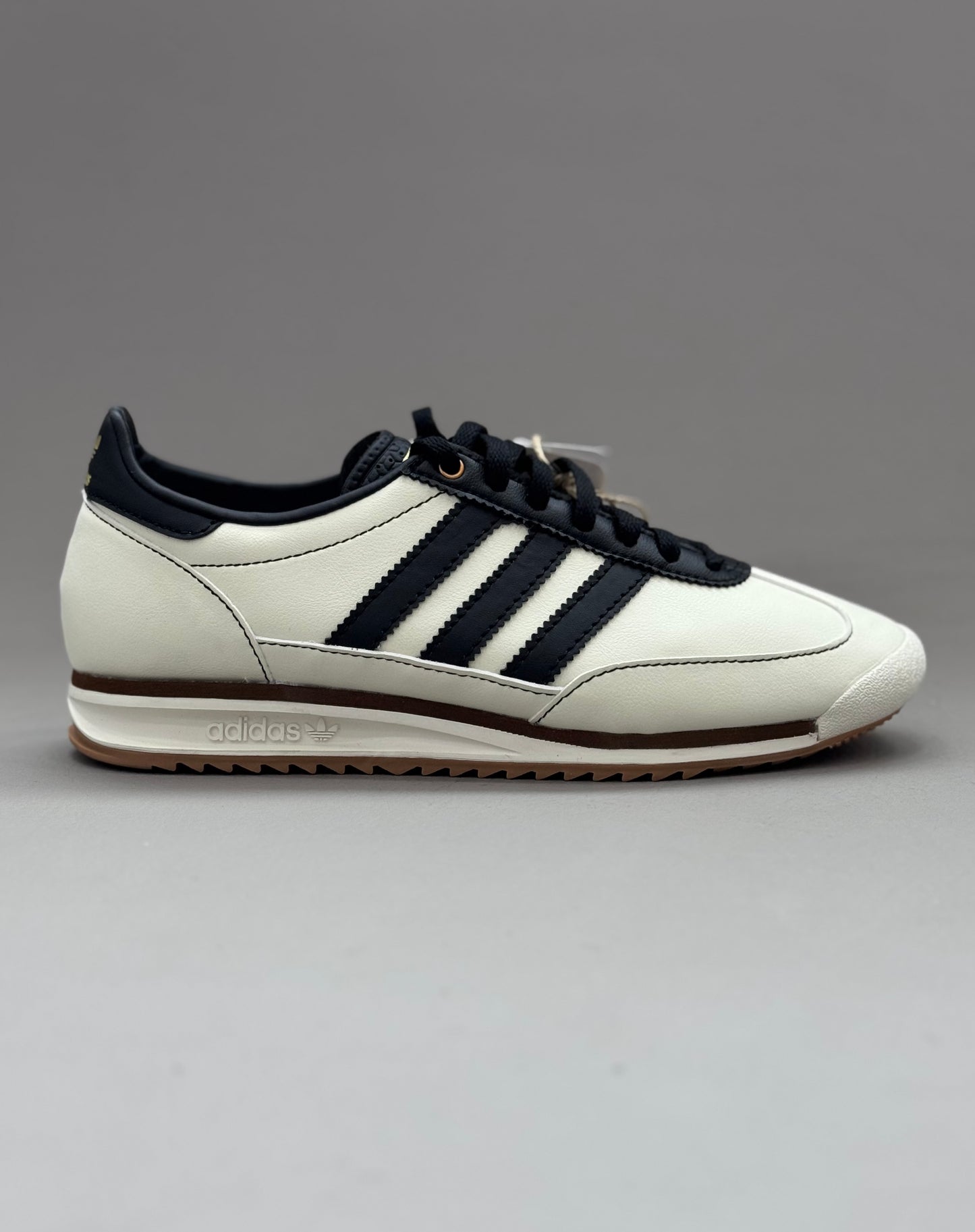 Adidas SL 72