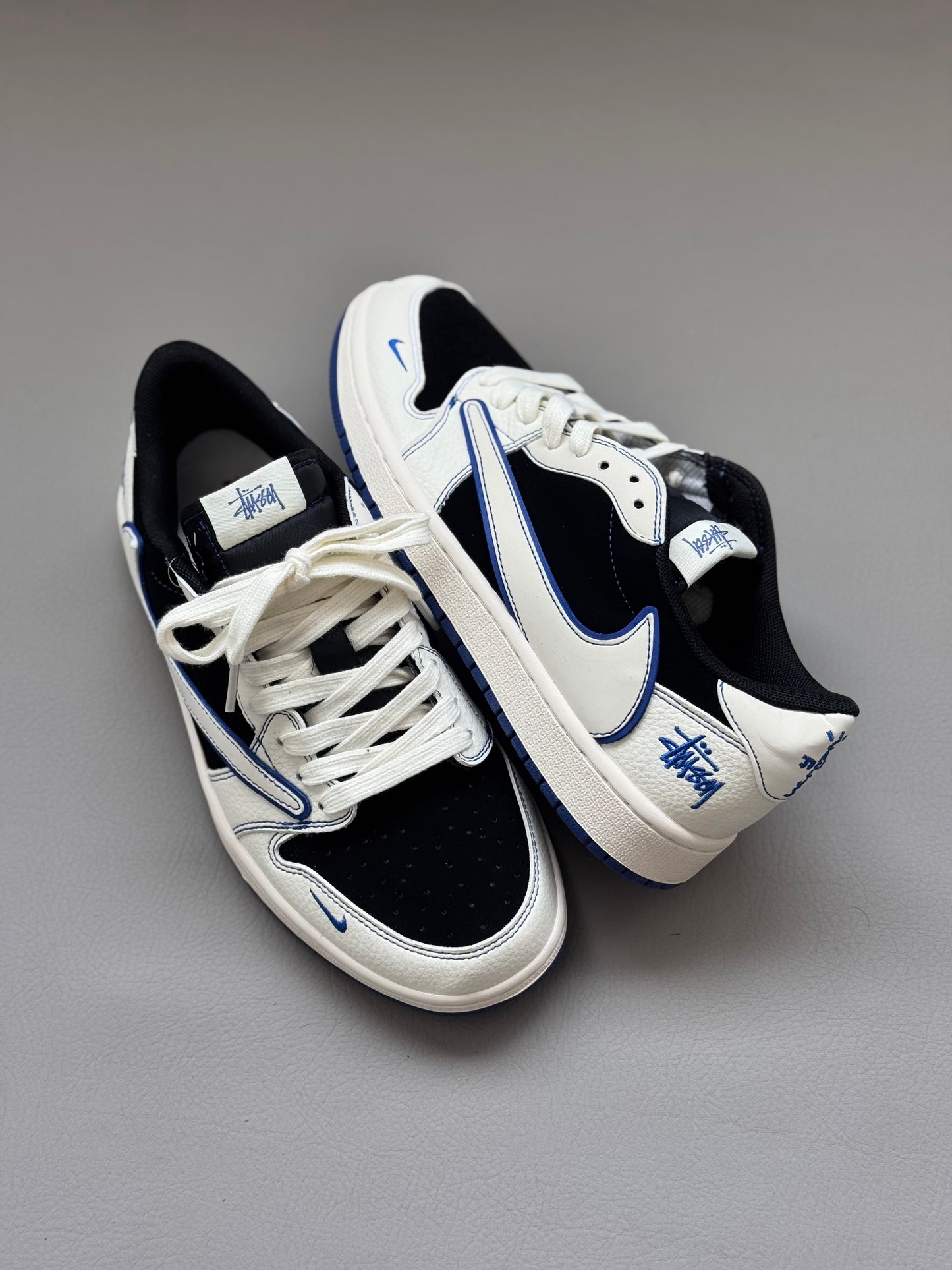 Air Jordan 1 Low