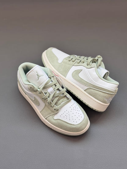 Jordan 1 Low SE Seafoam