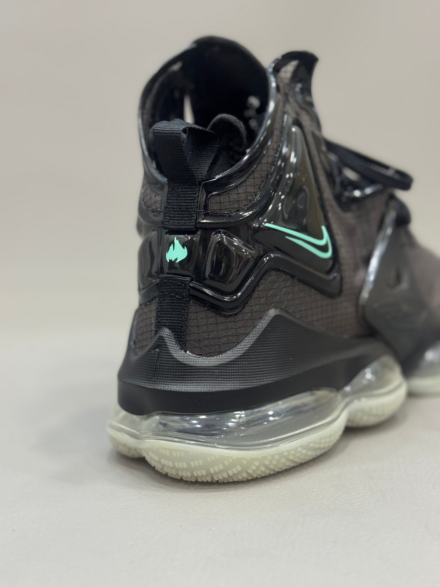 Nike LeBron 19 Black Anthracite G