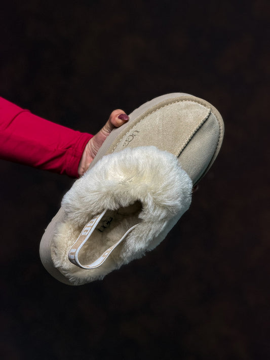 UGG