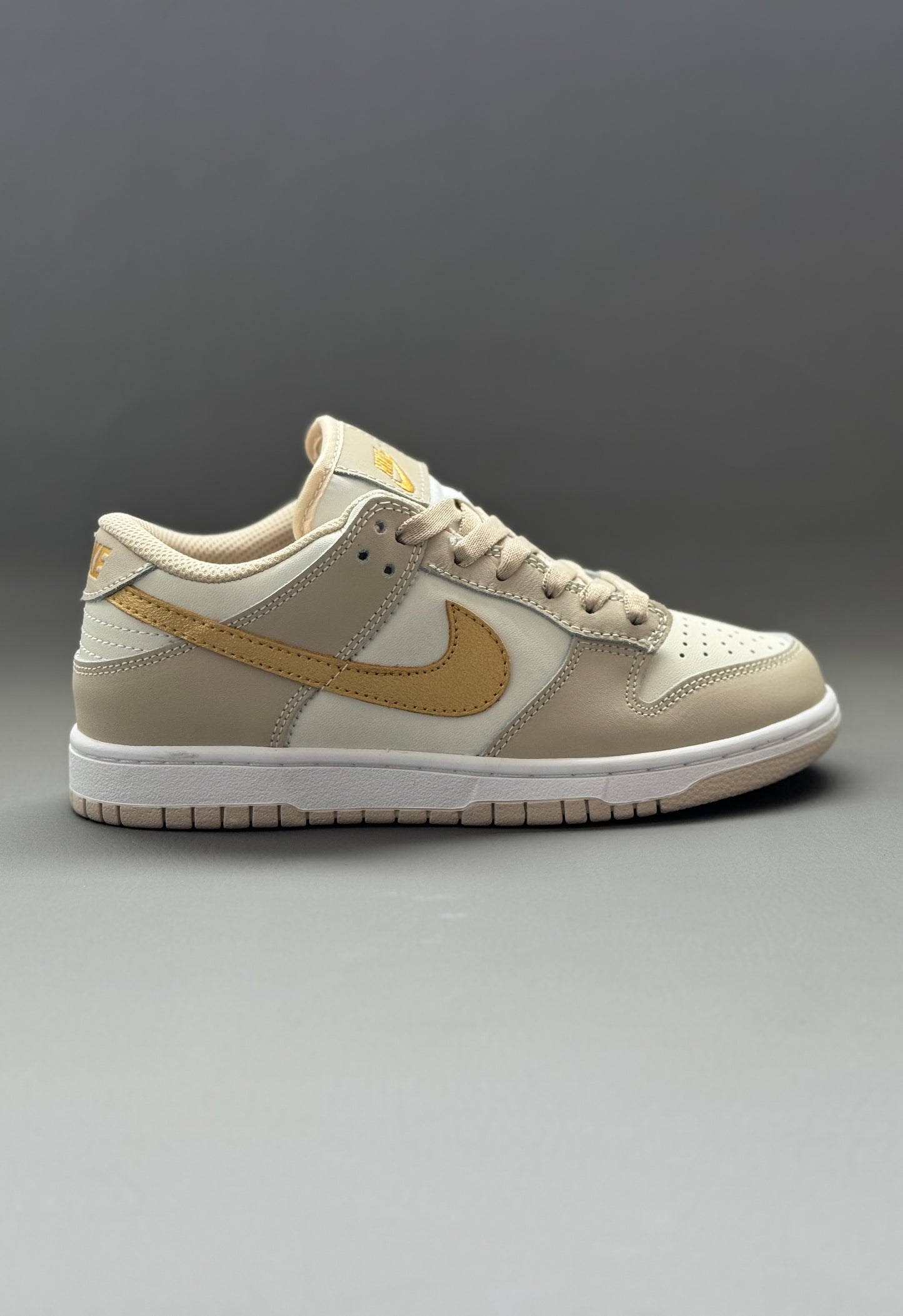 Nike Dunk Low Phantom Metallic Gold