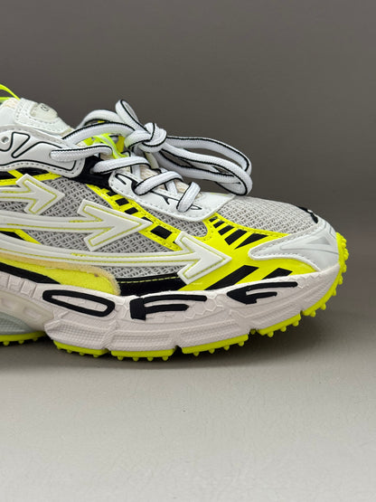 OFF WHITE Be Right Back