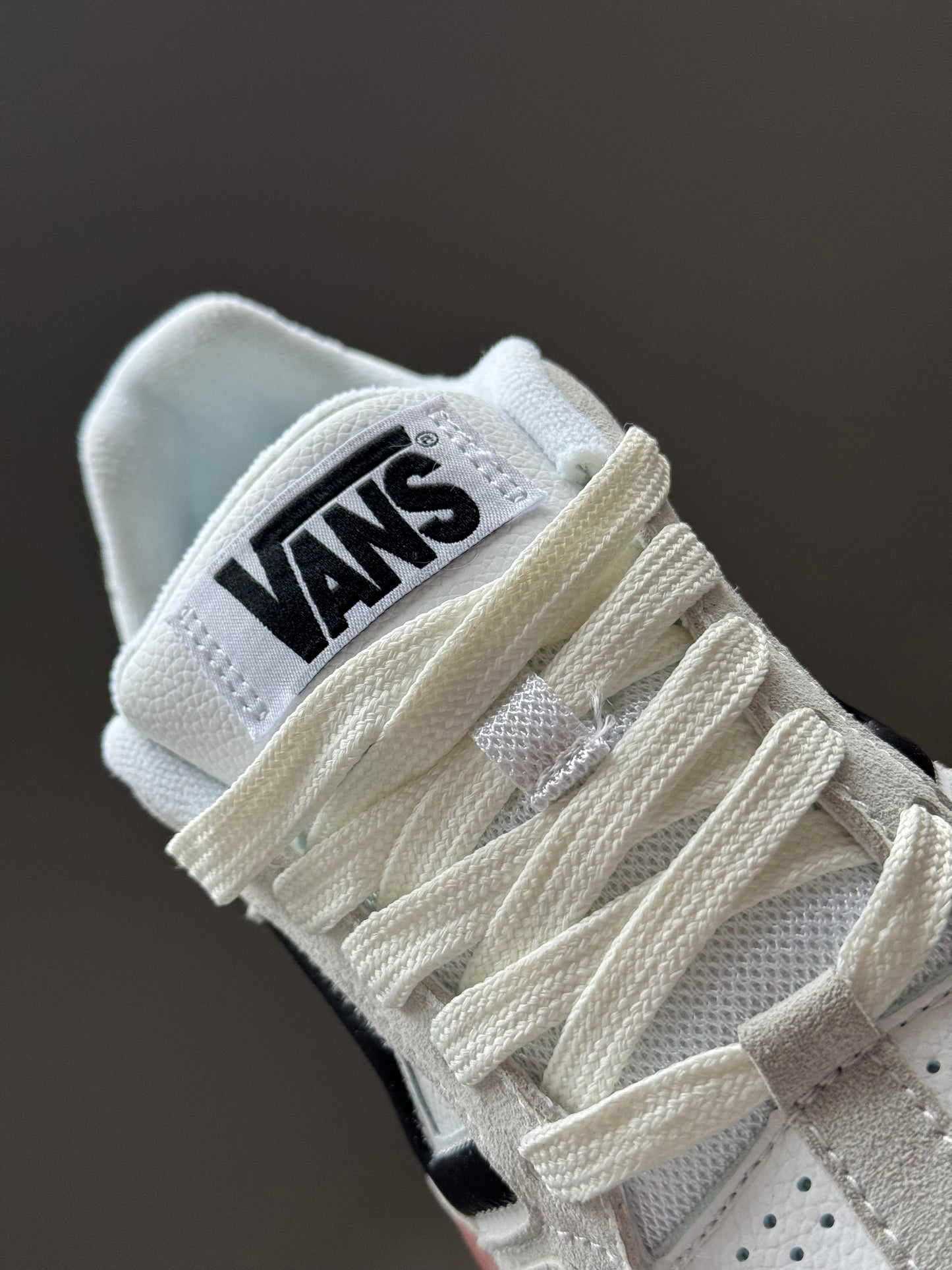 Vans Upland