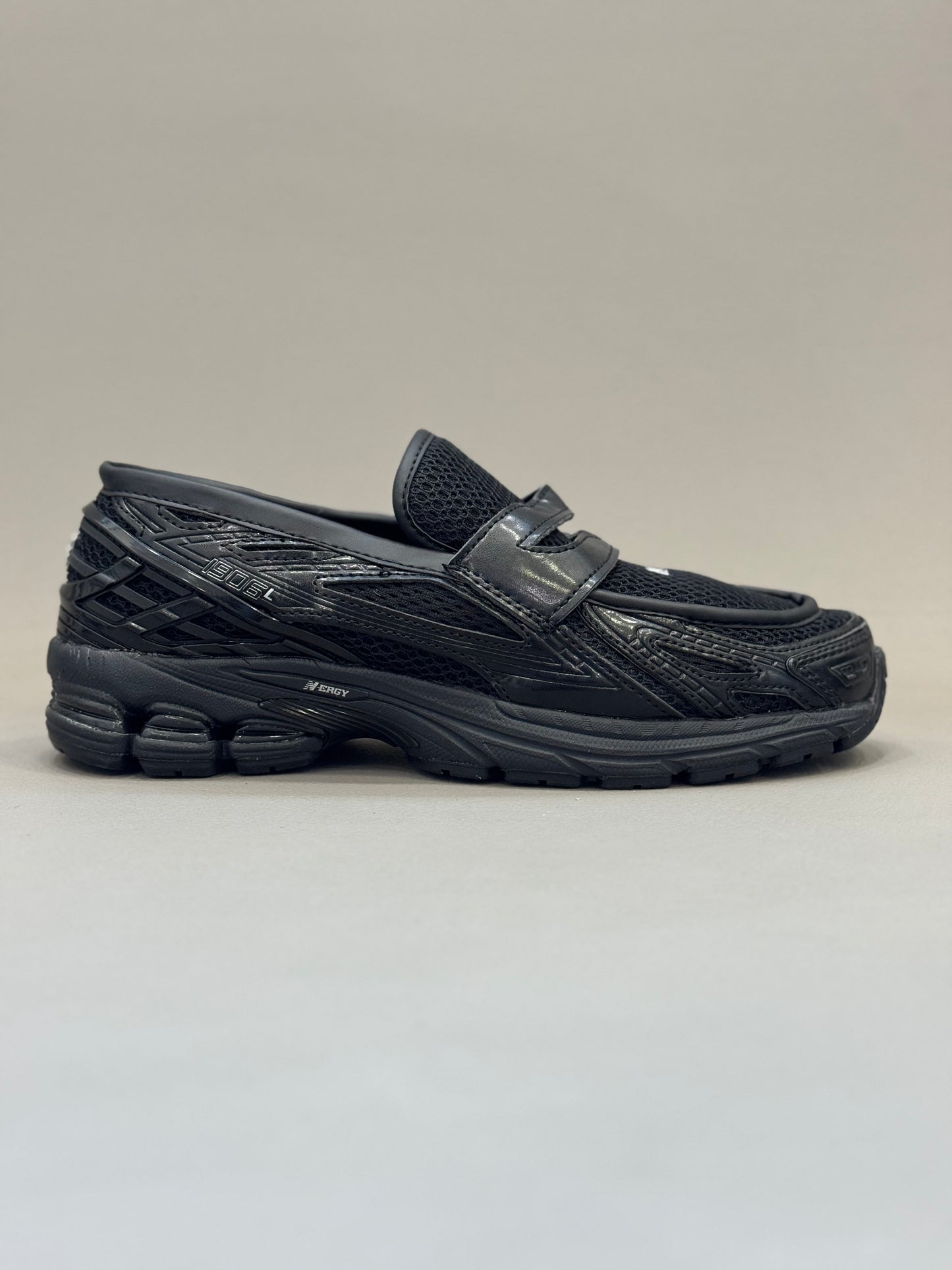 New Balance 1906L