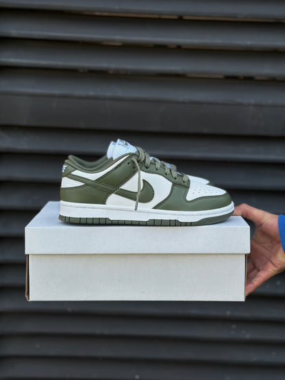 Nike Dunk Low Olive