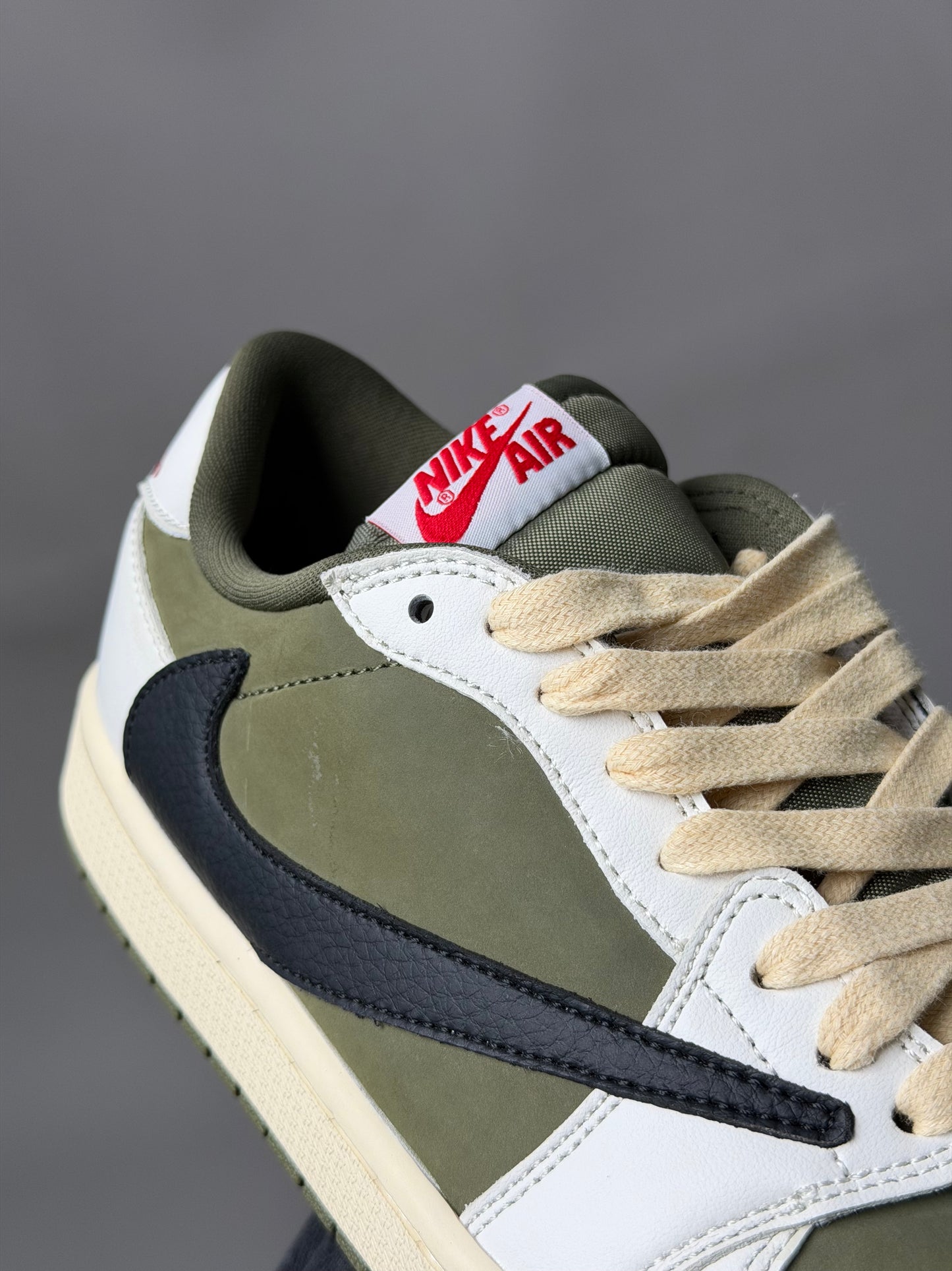 Air Jordan 1 Low x Travis
