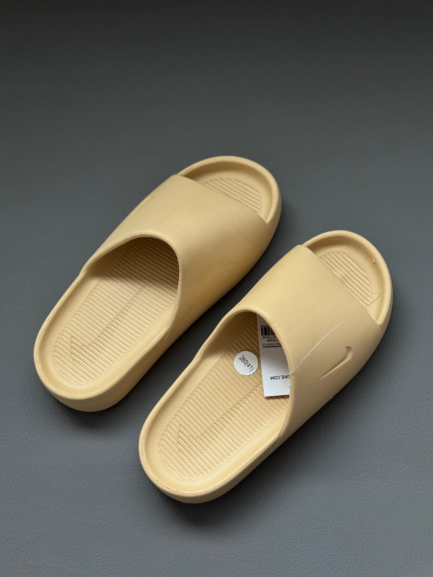 Nike Calm Slide