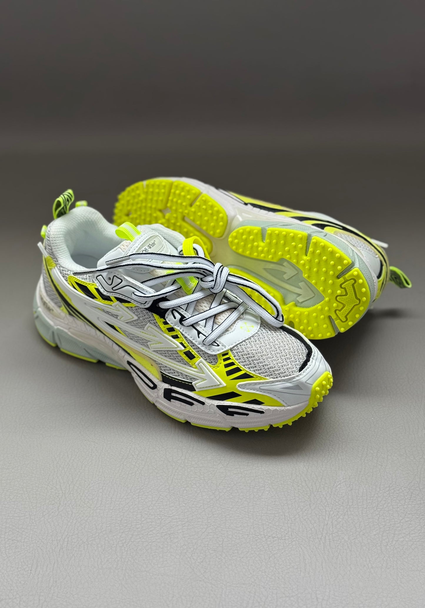 OFF WHITE Be Right Back