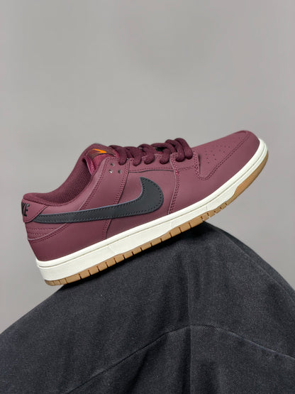 Nike SB Dunk Low