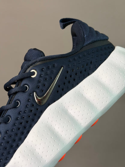 Nike Mind 002
