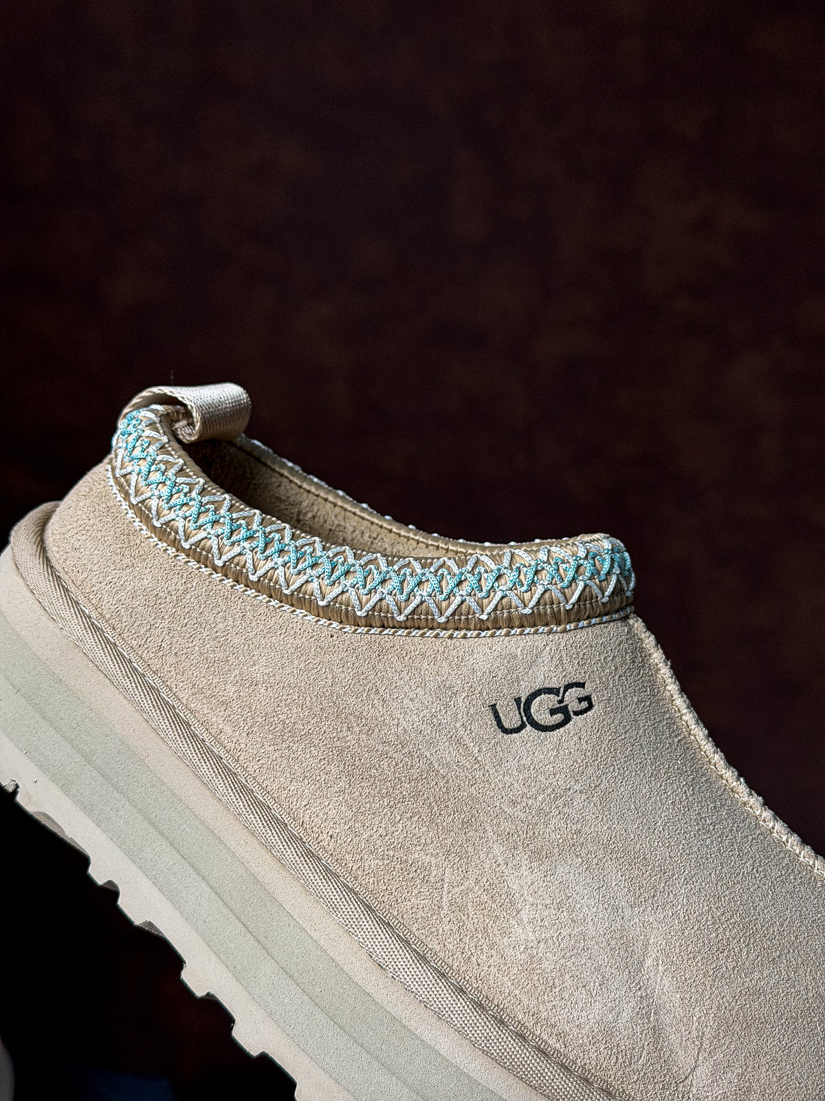UGG