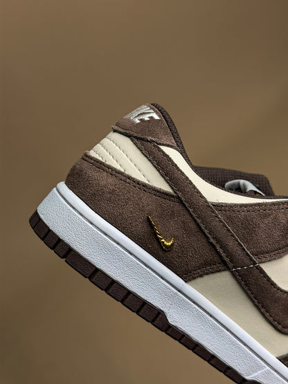 Nike SB Dunk Low