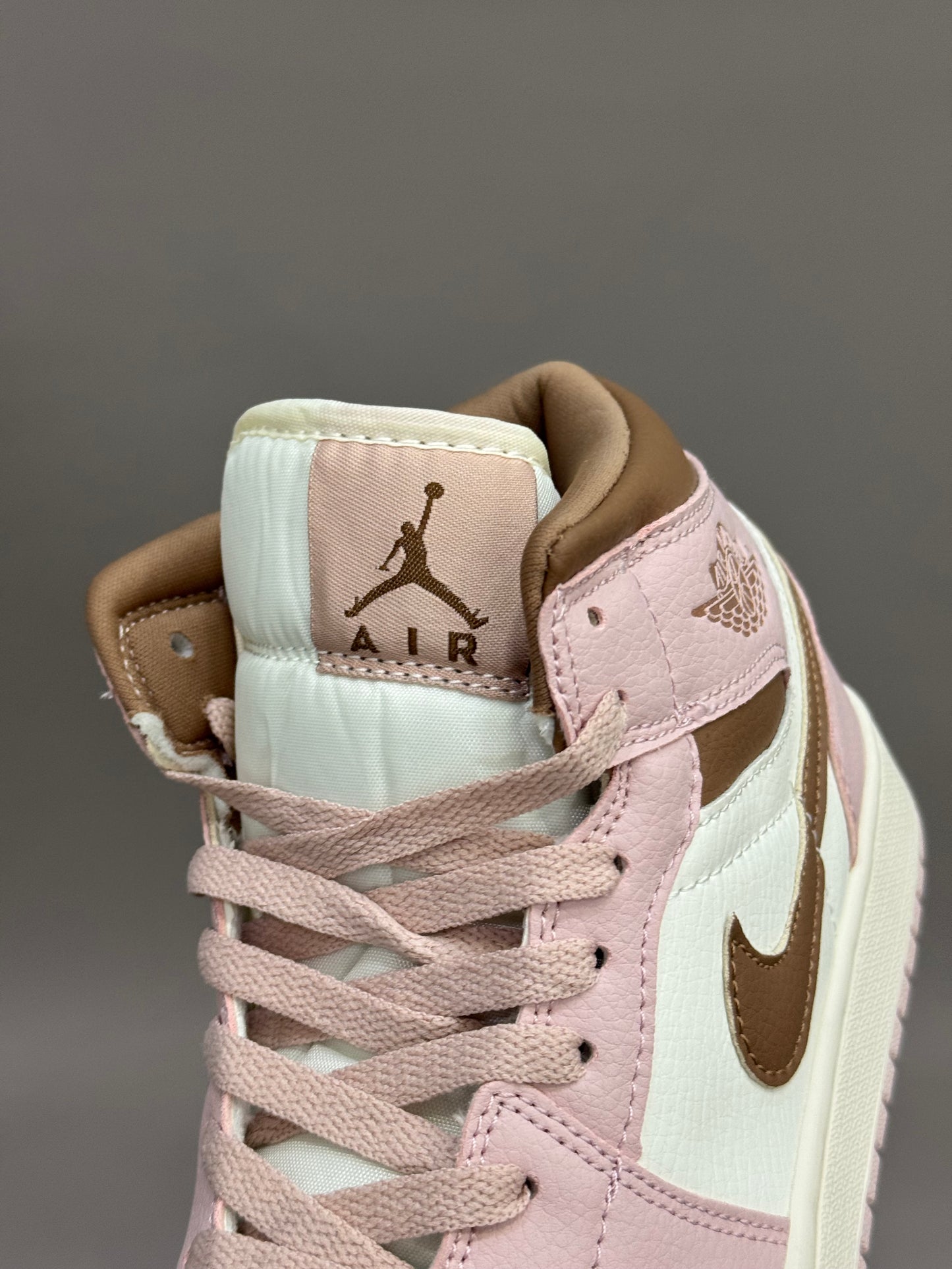 Air Jordan 1