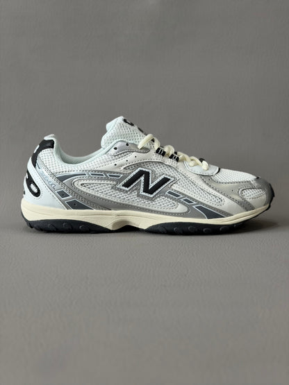 New Balance 204L