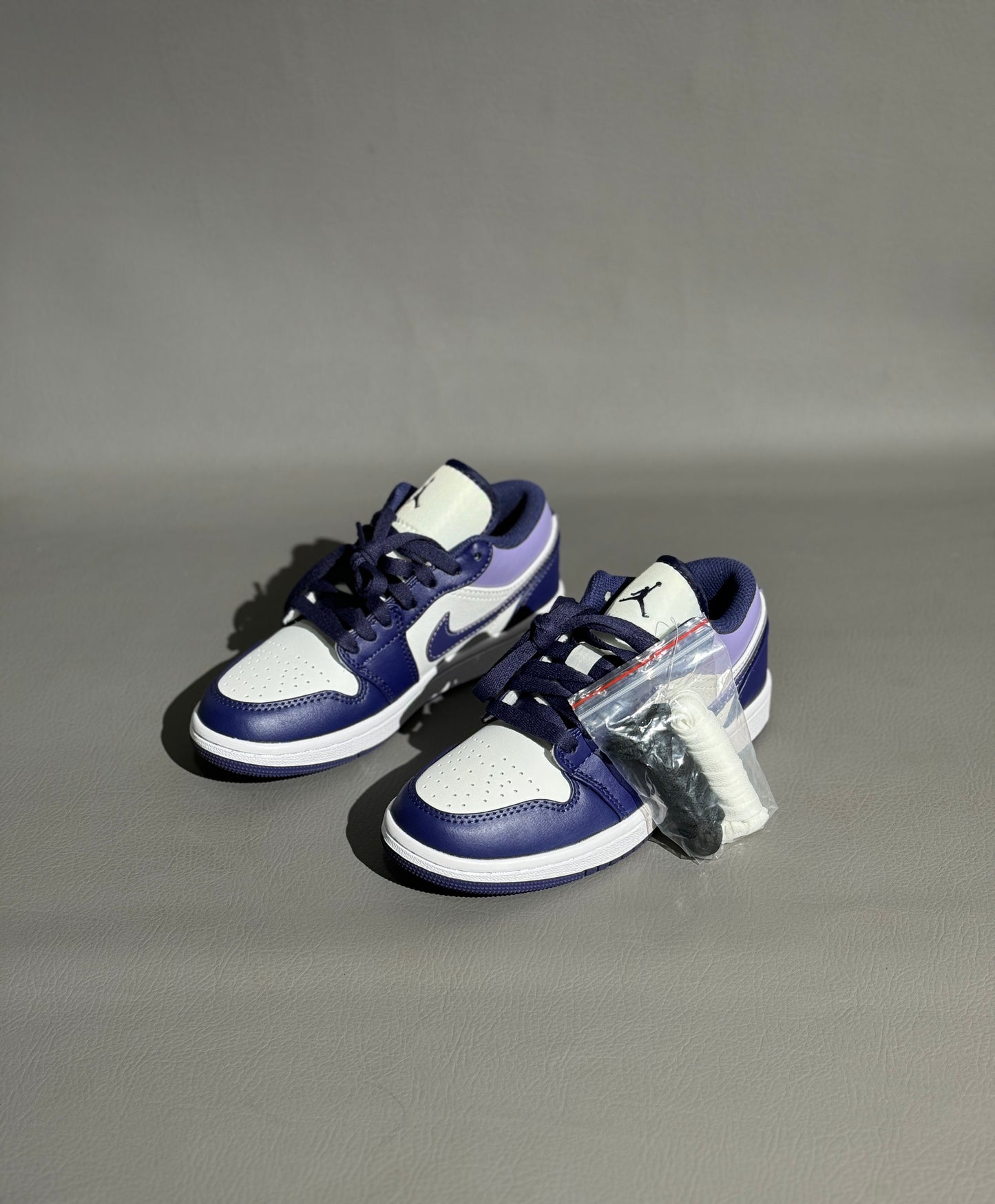 Air Jordan q Low Sky J Purple