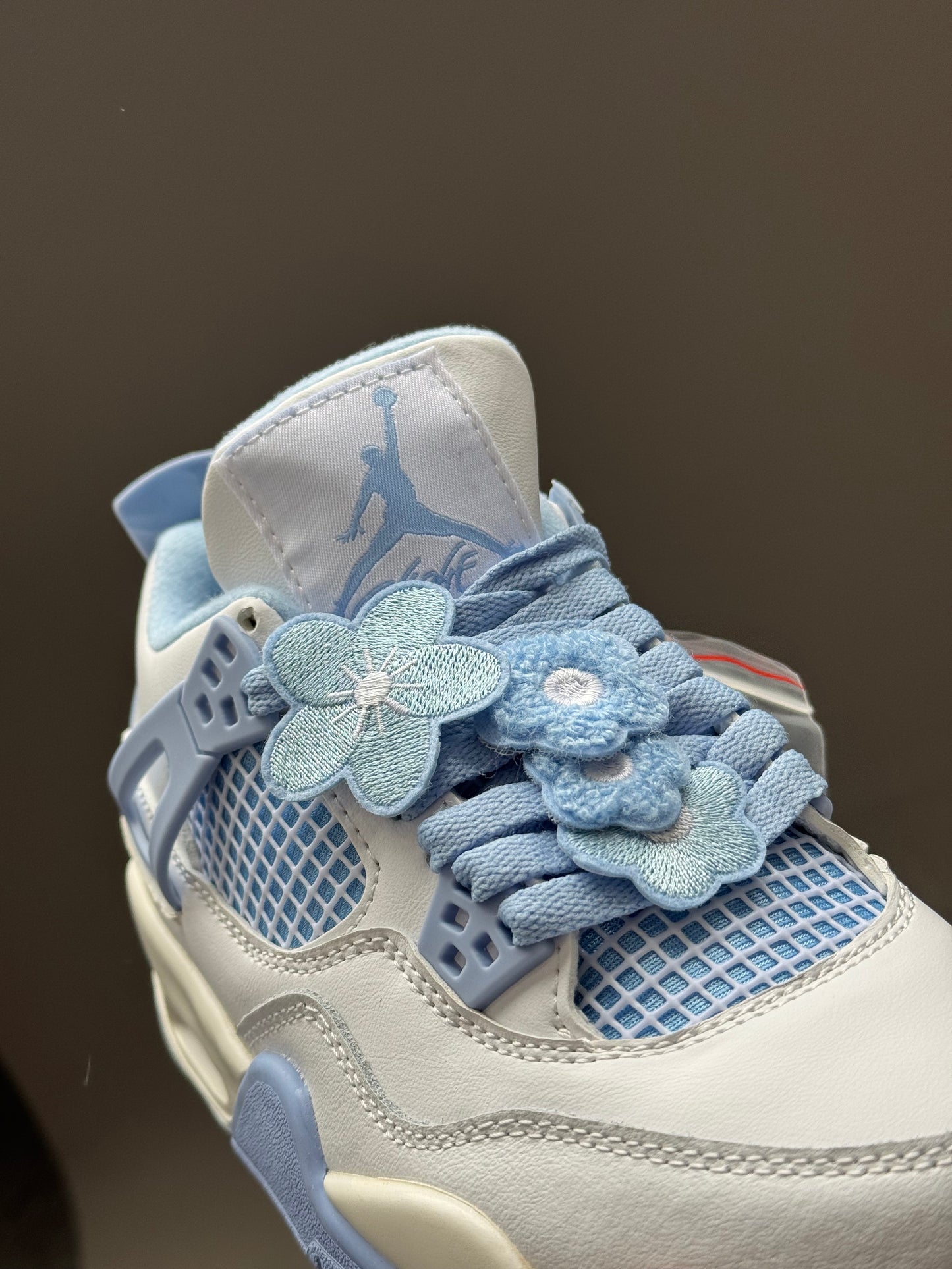 Air Jordan 4 Forget Me Not