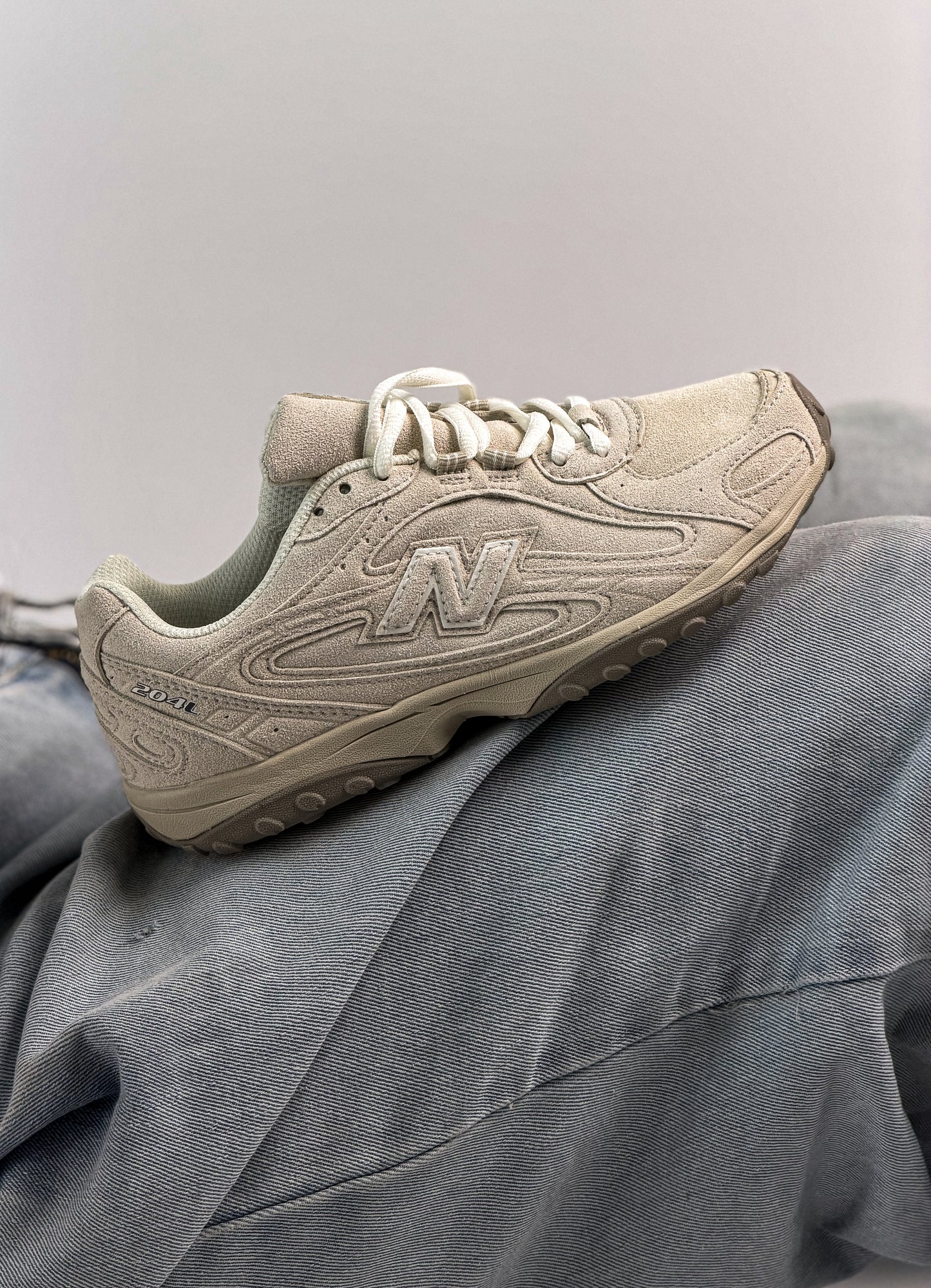 New Balance 204L
