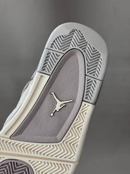 Air Jordan 4 Frozen