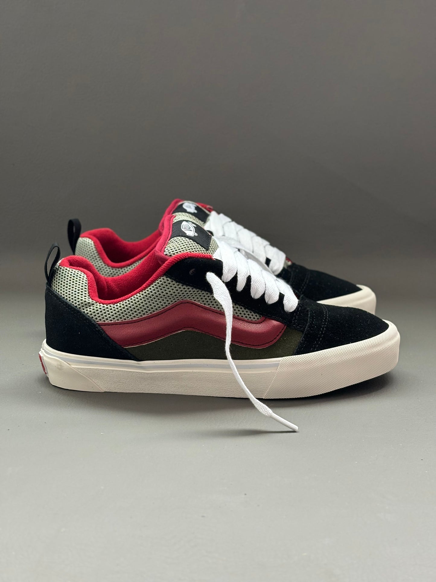 Vans Knu Skool