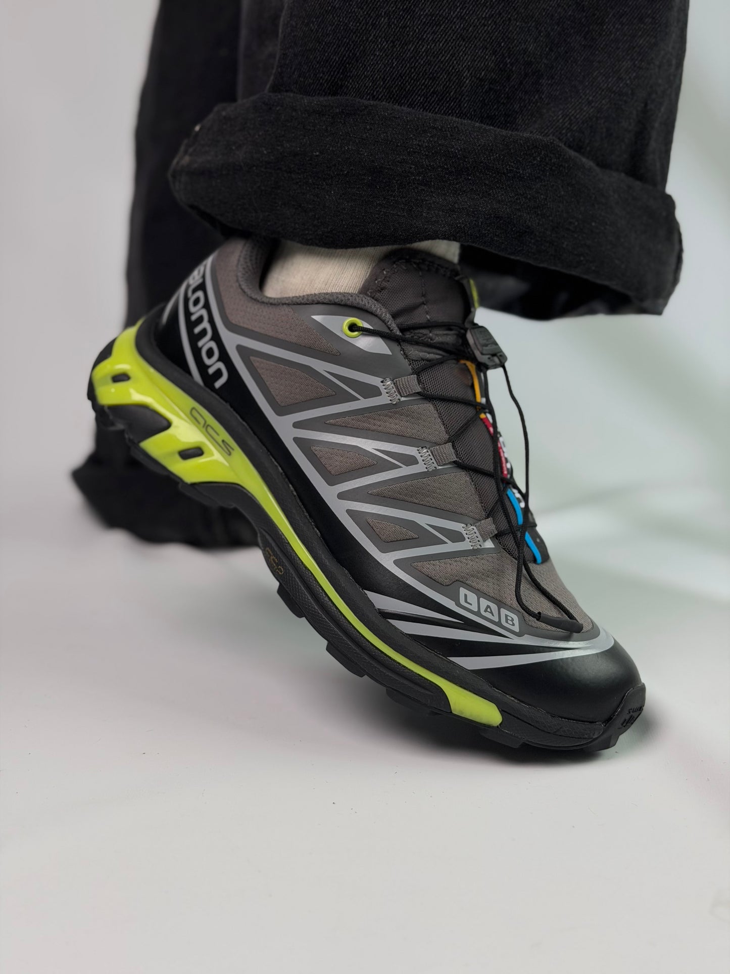 Salomón XT-6