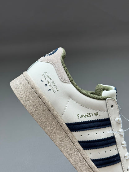 Adidas Superstar