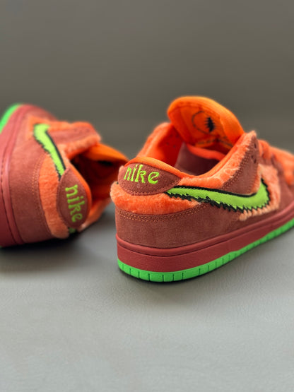 Nike SB Dunk Low Grateful Deat