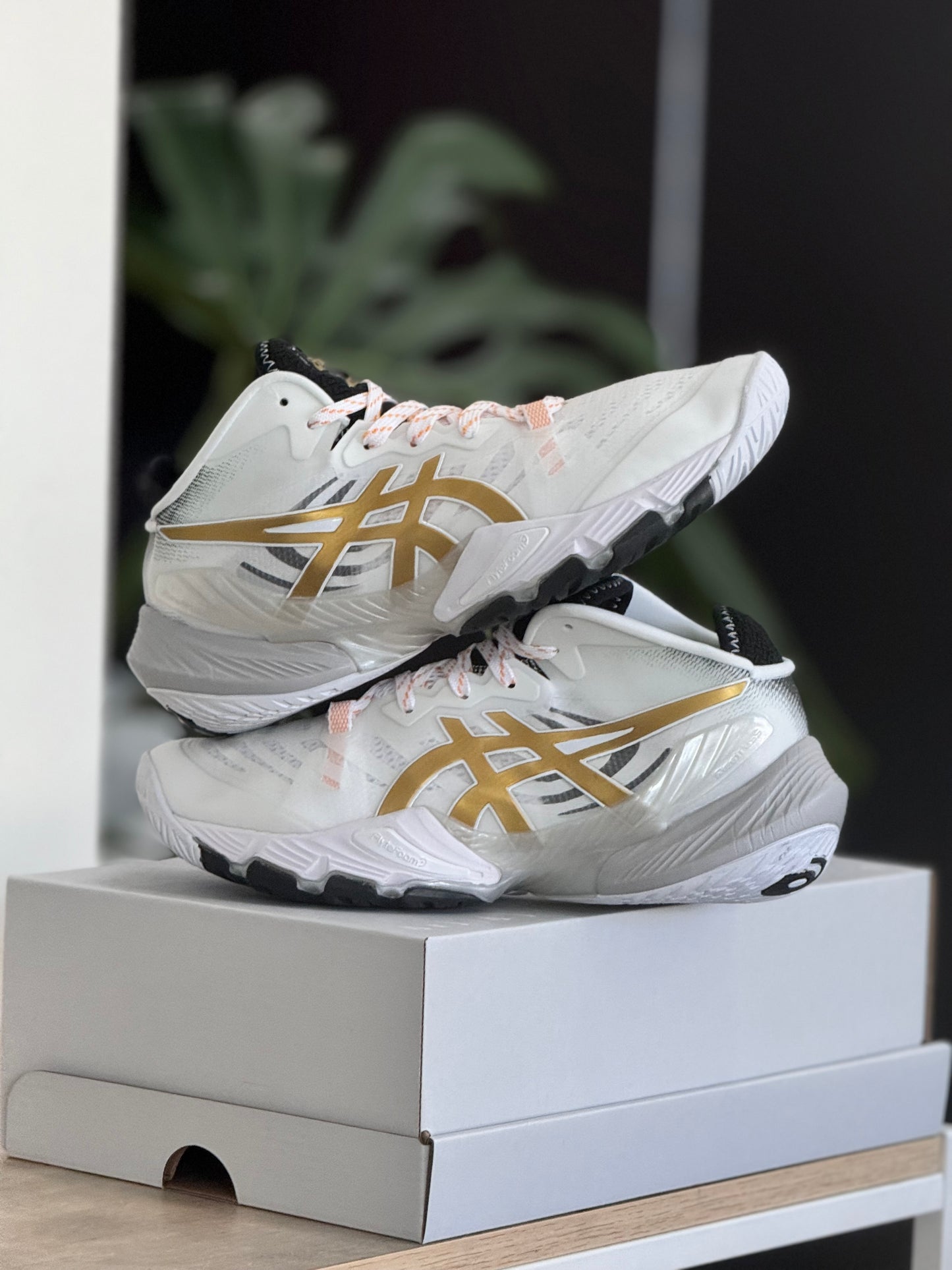 Asics Metarise White Pure Gold