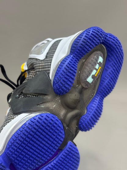 Nike LeBron 19 Hardwood