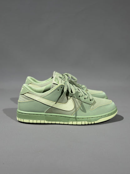 Nike Dunk Low Oli Green