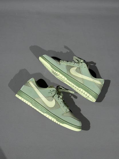 Nike Dunk Low Oli Green