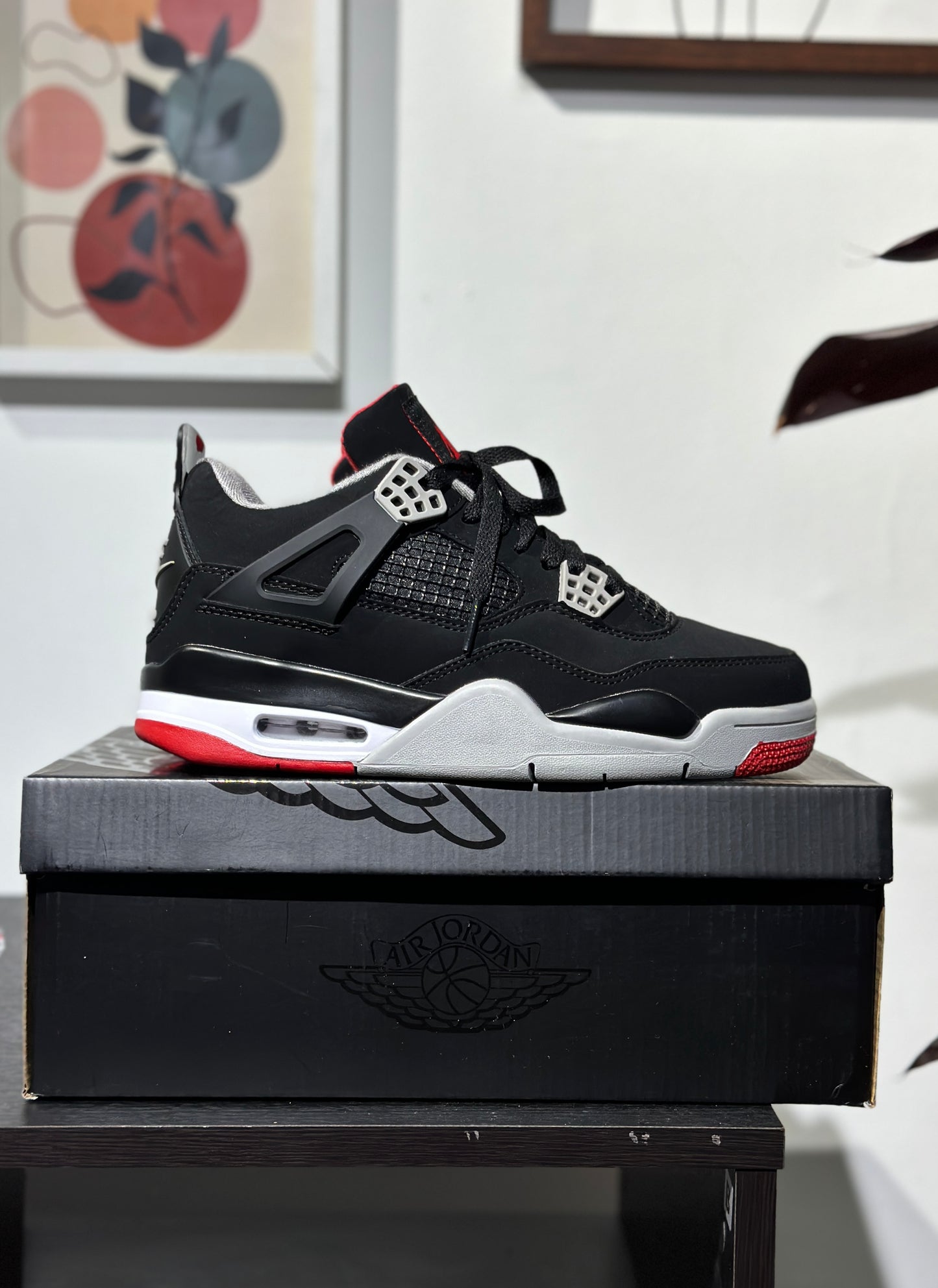 Air Jordan 4 Bred