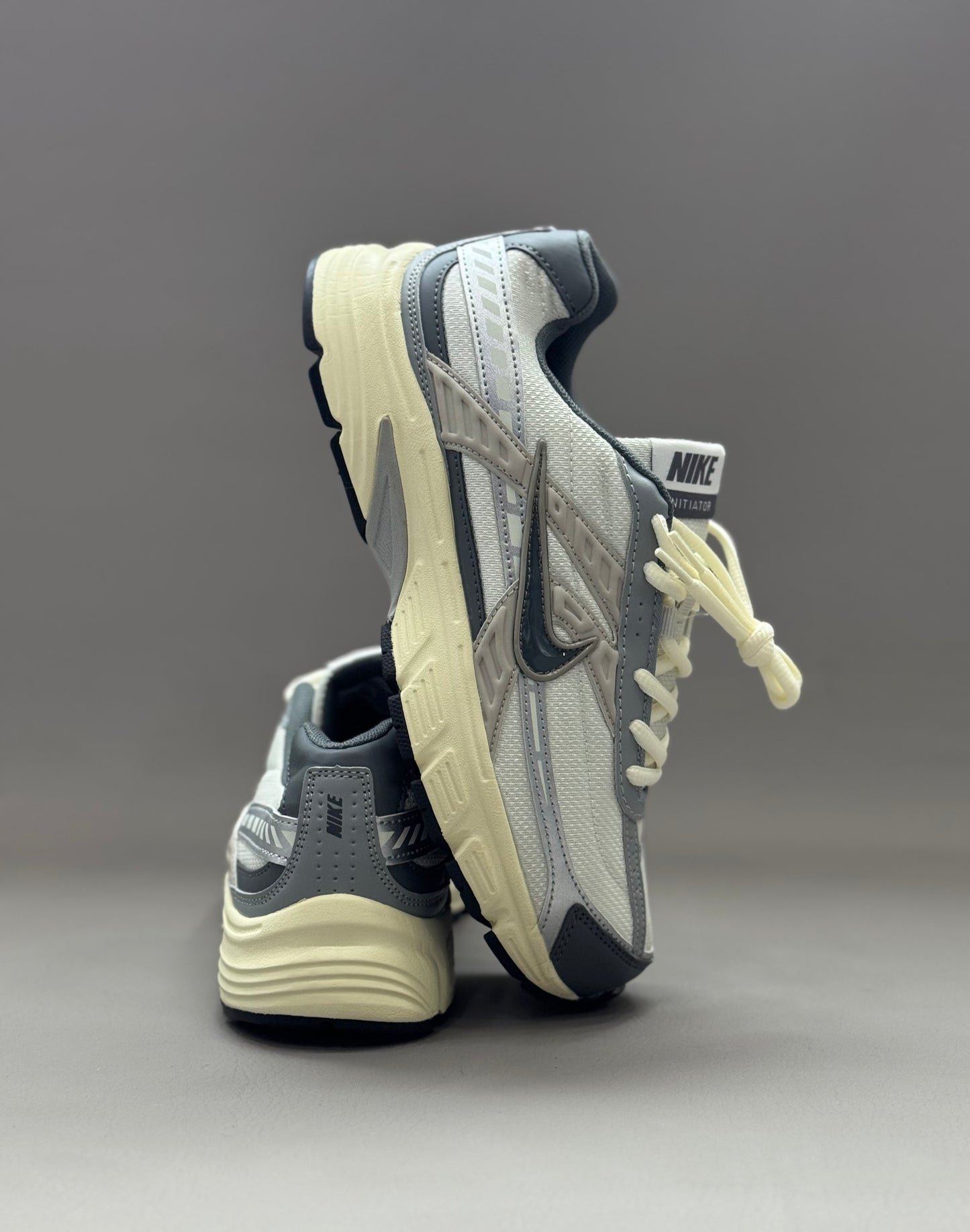 Nike Initiator Light B