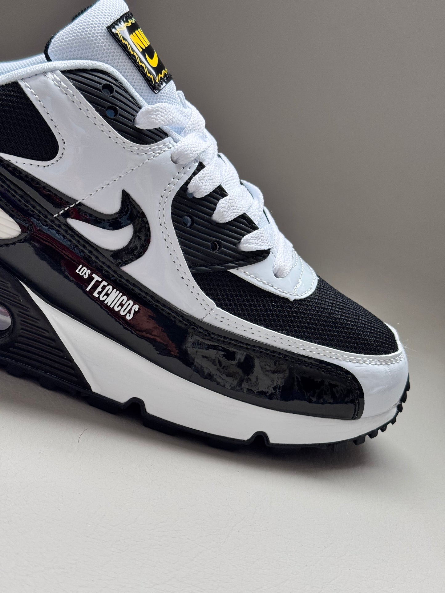 Nike Air Max 90 Lucha Libre