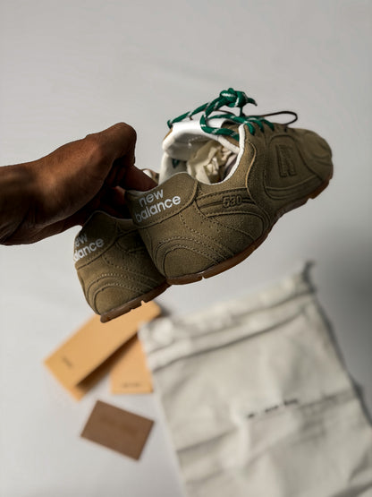 New Balance 204L Miu Miu