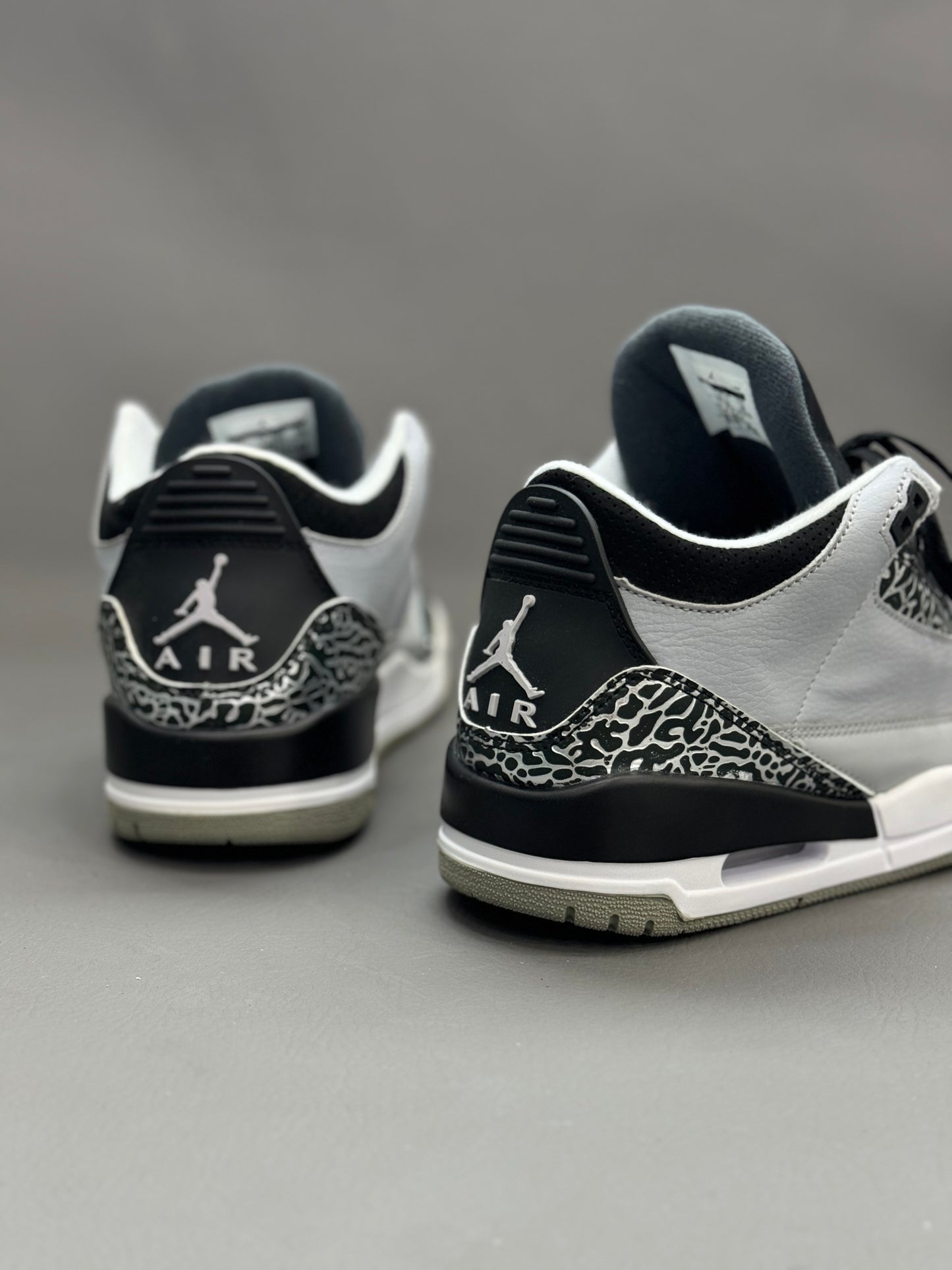 Air Jordan 3 Wolf Grey