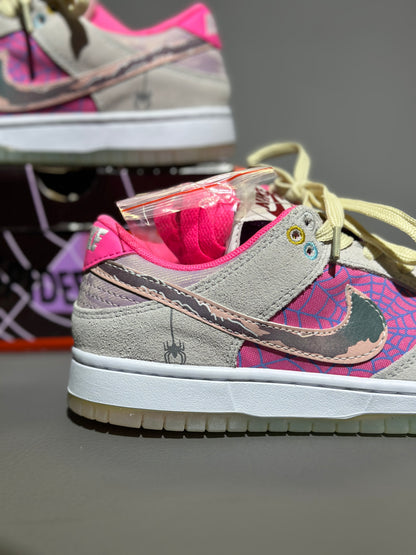 Nike Dunk Low Spider-Gwen