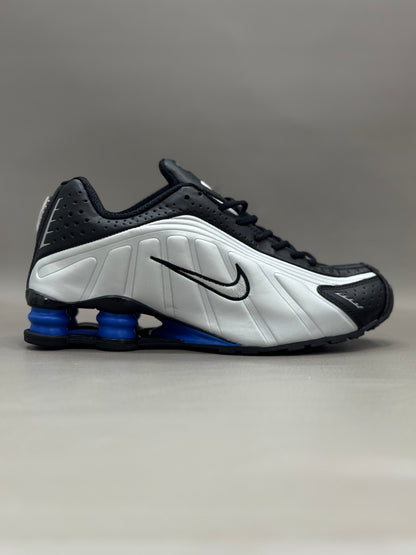 Nike Shox R4