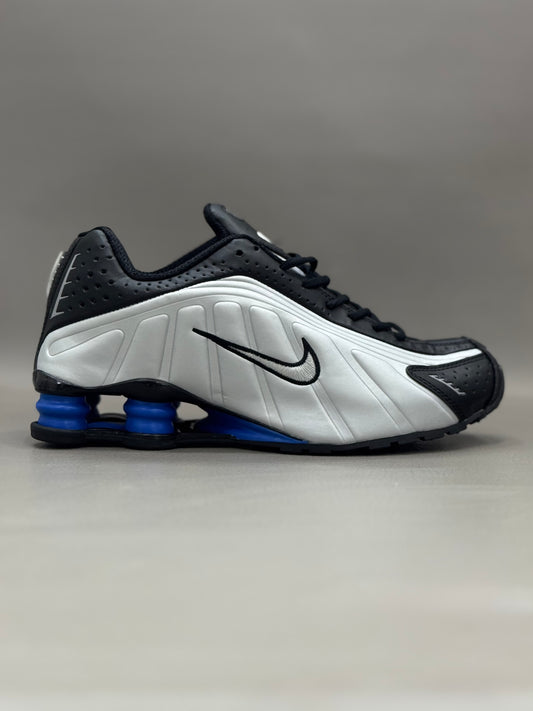 Nike Shox R4