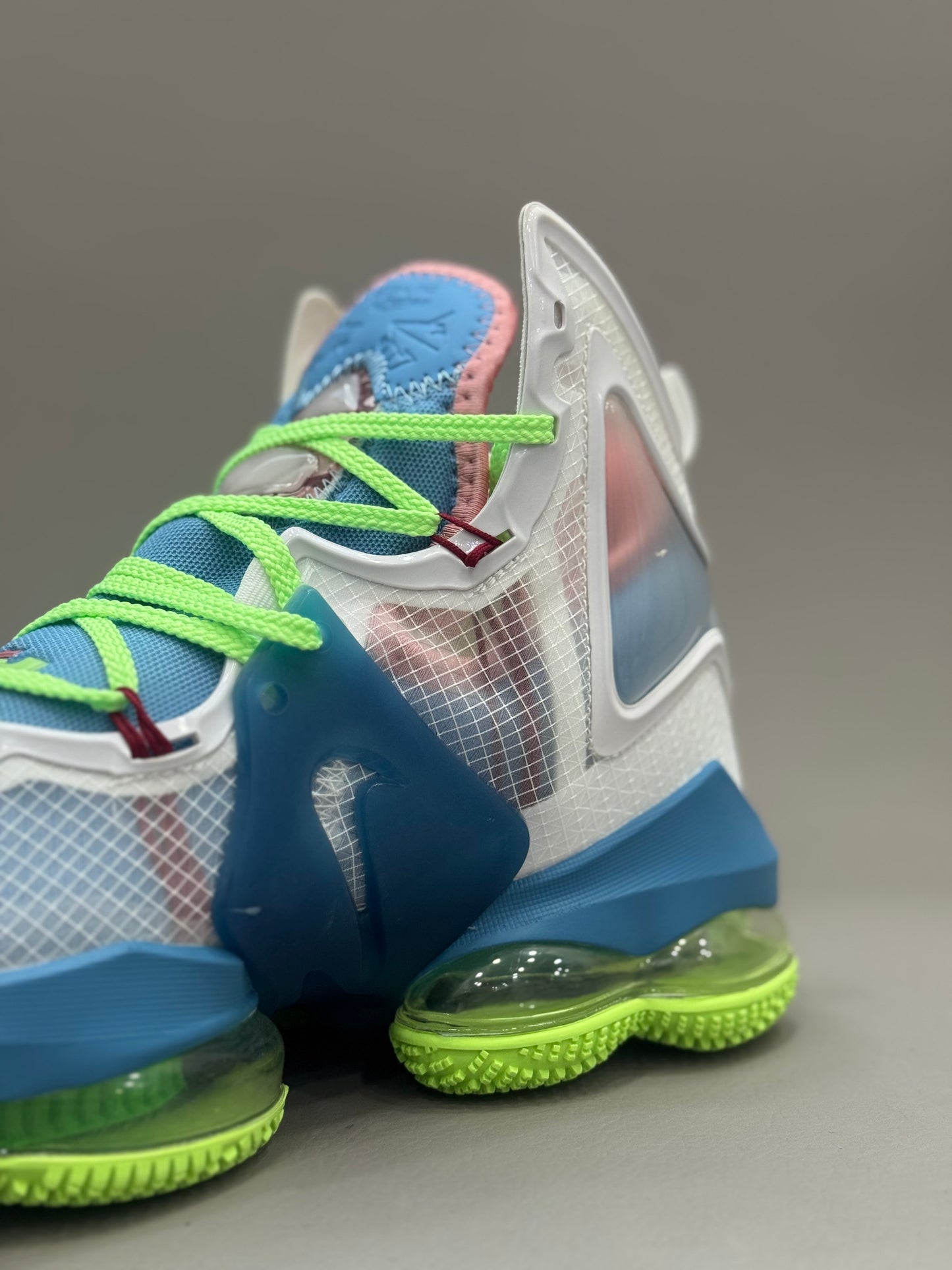 Nike LeBron 19 Dutch Blue